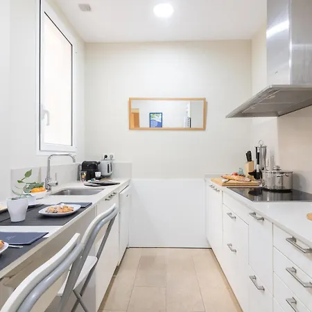 My Space - Spacious And Modern Near The Hospital Clinic Apartment Barcelona