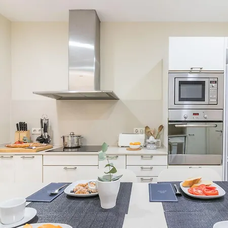 My Space - Spacious And Modern Near The Hospital Clinic Apartment Barcelona