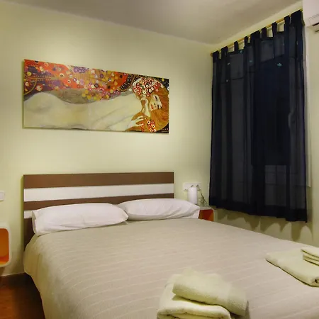 Homenfun Hospital Clinic Apartment Barcelona