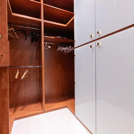 Long Term Camp Nou Apartment *