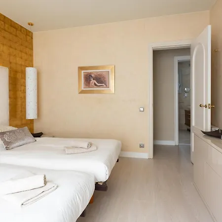 Long Term Camp Nou Apartment