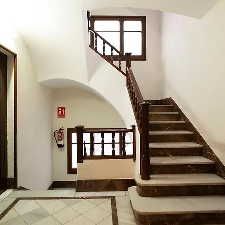 Long Term Gran Via Apartment