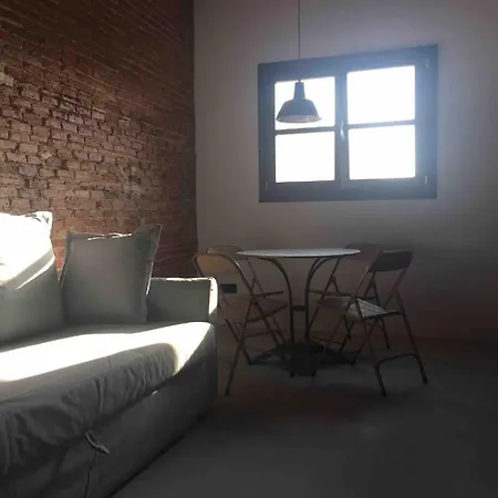 Apartment Cosy & Bright Near Ramblas Barcelona