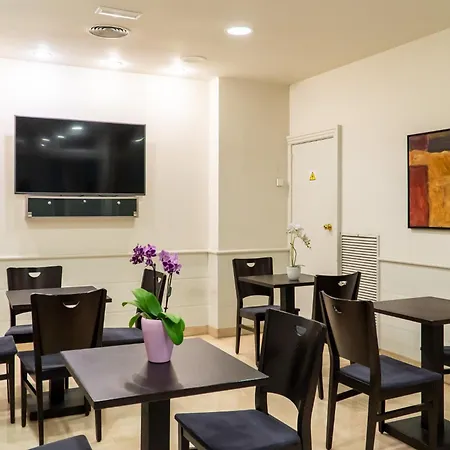 Hotel Glòries 3*