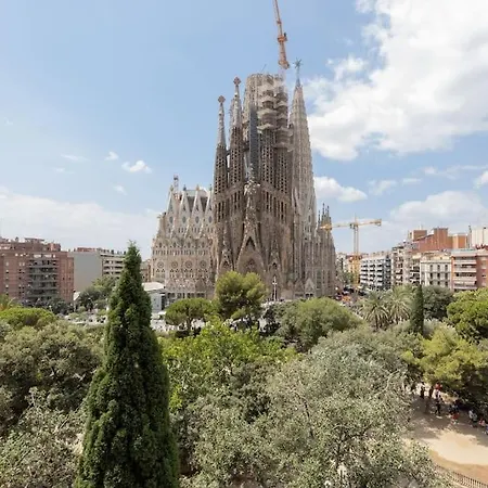 Housalia Sagrada Familia Views Apartment