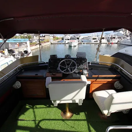 Black Diamond Botel