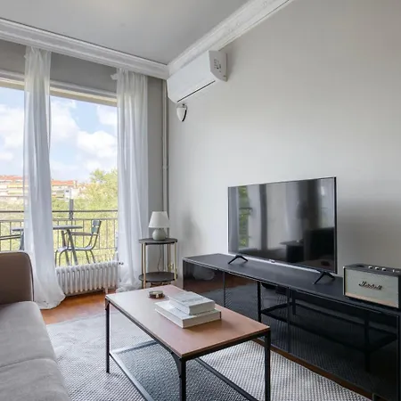 Apartment Blueground Galvany Doorman Balcony Bcn-110 *