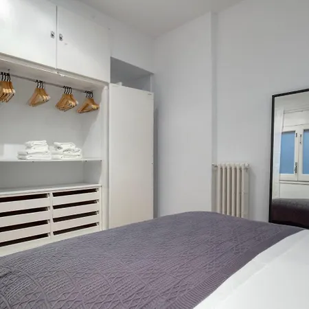 Apartment Blueground Galvany Doorman Balcony Bcn-110