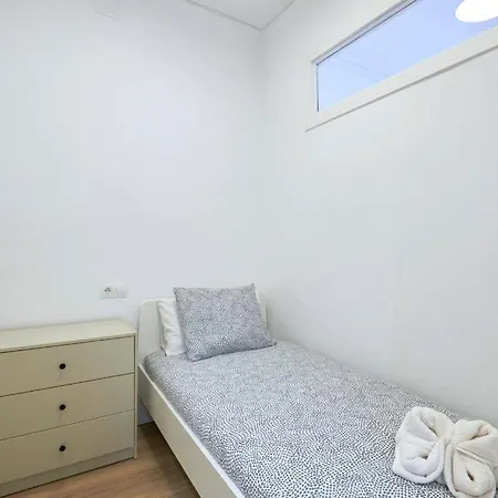 Ro Lively And Bright Apartment Next To Blai St *