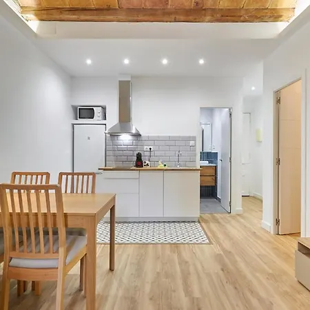 Ro Lively And Bright Apartment Next To Blai St * Barcelona