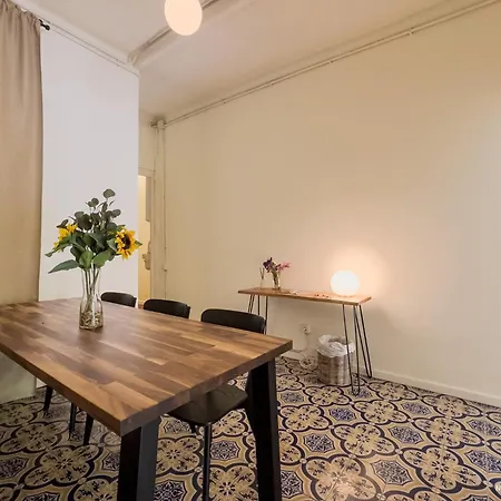 Sagrada Familia 360 Apartment