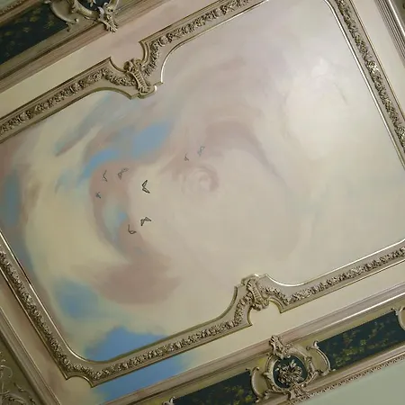 Bed & Art * Барселона