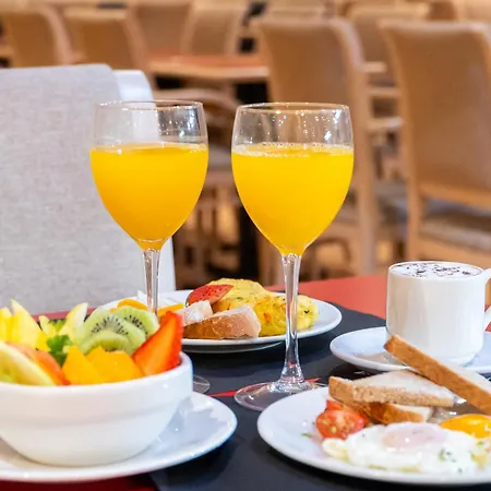 Hotel Sunotel Aston 3*