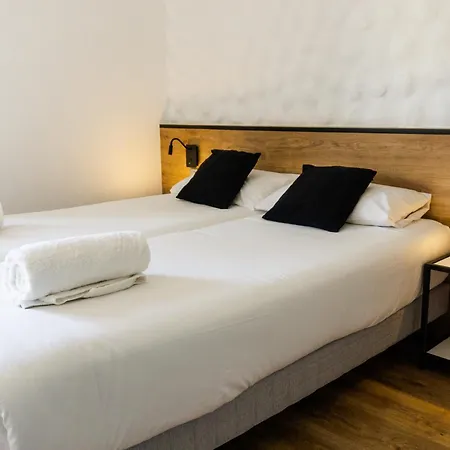 Pensjonat Fontanella House 2*