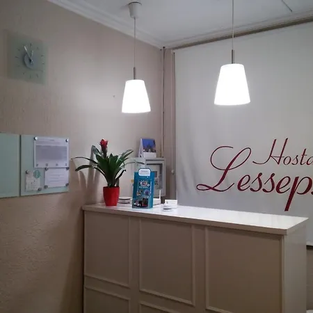 Lesseps בית הארחה