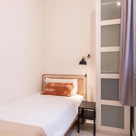 Apartment Experience Local Life In The Heart Of Gracia *