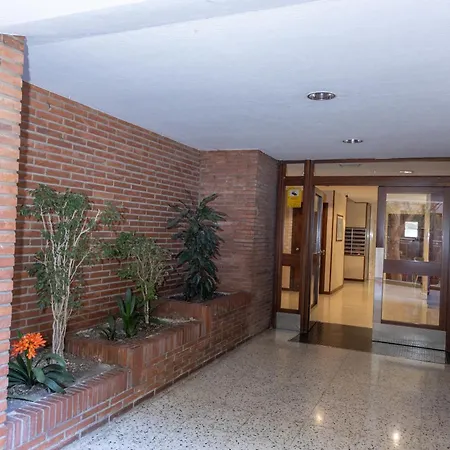 Apartment Maria Cristina Mercader Estrella *