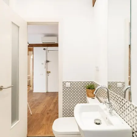 Cozy With Balcony Sqm