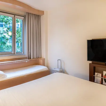 Ibis Plaza Glories 22@ Otel Barselona