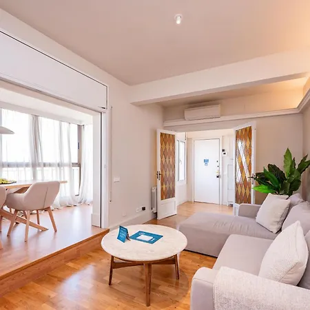Sweett - Atic Eloi Apartment