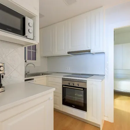 Aparteasy - Private Terrace, 3 Bedrooms, Eixample