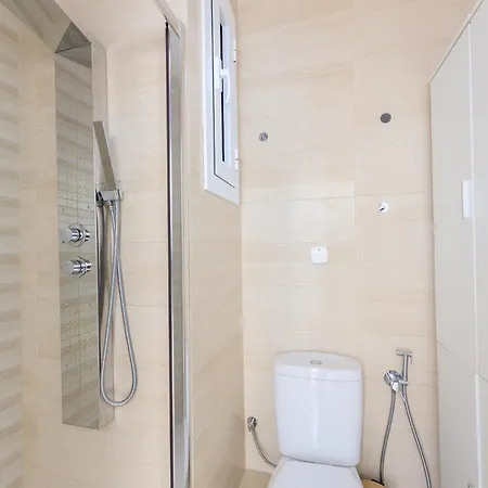 Aparteasy - Private Terrace, 3 Bedrooms, Eixample Apartment Barcelona