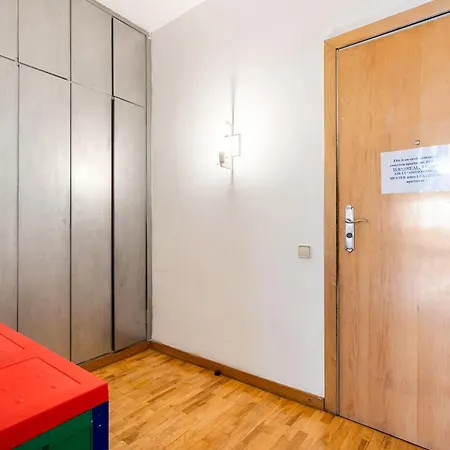 Stylish 4br View Near Sagrada Familia Apartment Barcelona