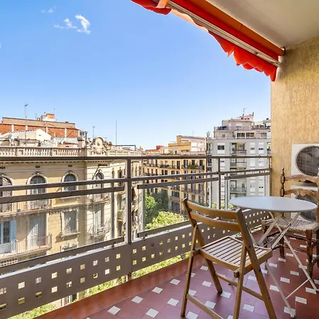 Stylish 4br View Near Sagrada Familia Apartment Barcelona