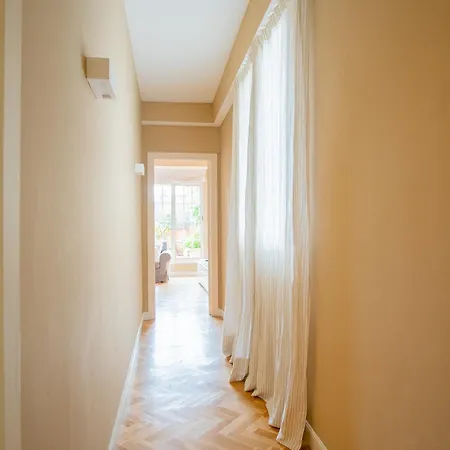 Apartment Balmes - Atico Con Terraza En Sant Gervasi Barcelona