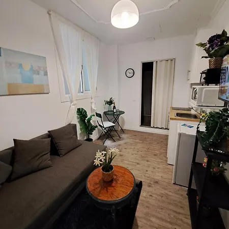 Barcelona Central Apartments