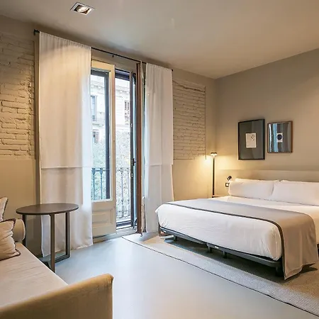 Uma Pau Claris Guest house Barcelona
