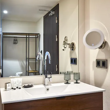 Cortes Rambla Hotel 3*