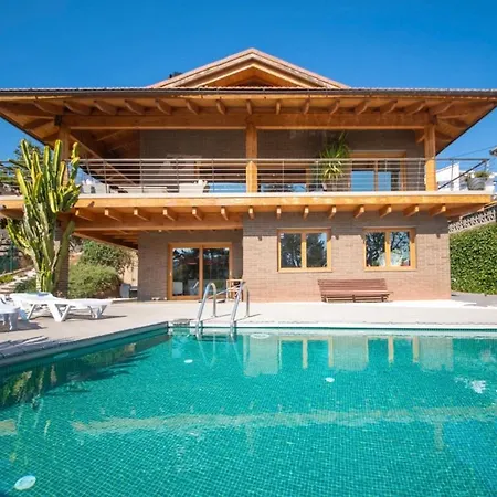 Villa Barcelona Villa *