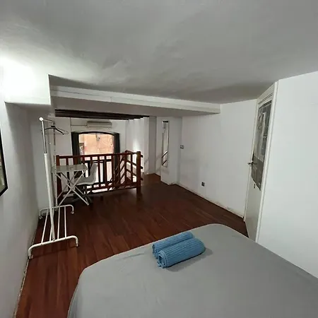 Apartment Centrally In El Raval Barcelona