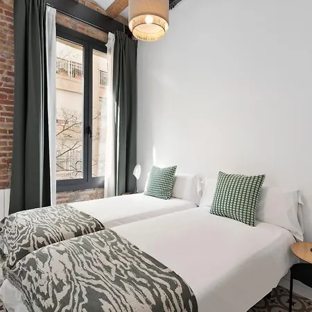 Poble Sec Charming Apartment