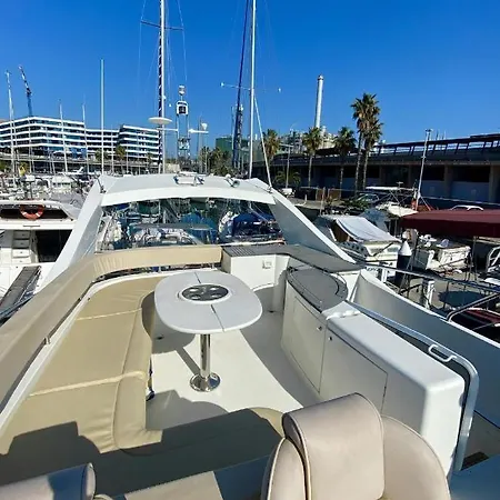 Botel Yacht Pegasus Ii Barcelona