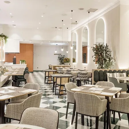 Отель Ilunion Les Corts Spa Барселона