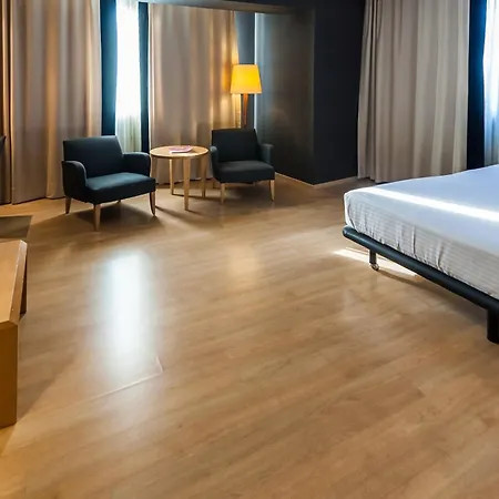 Hotel Universal 4*