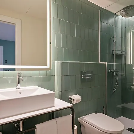 Via Augusta Hotel