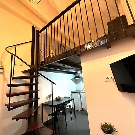 Hostal The Hipstel Parallel Barcelona
