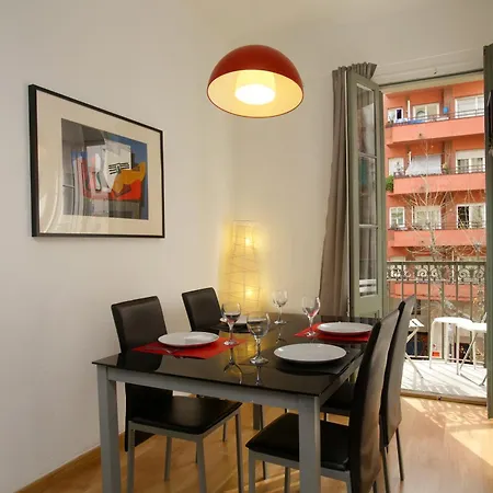 Apartment Gaudi Sagrada Familia