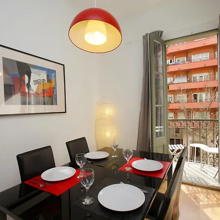 Apartment Gaudi Sagrada Familia *