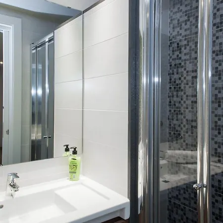 Apartment Autentic Eixample Barcelona