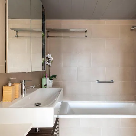 Amazing Fira And 15' From Bcn Center With Pool * Barcelona