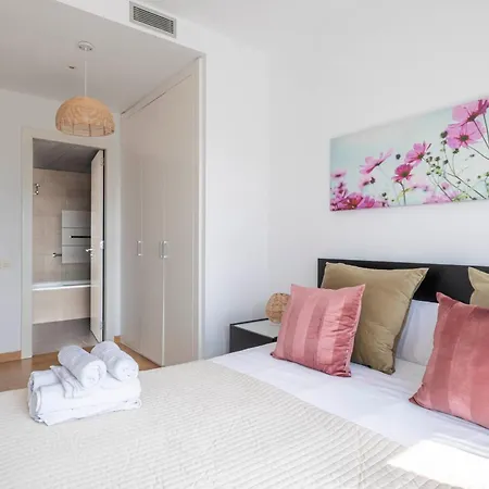 Amazing Fira And 15' From Bcn Center With Pool Apartamento