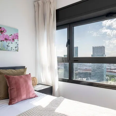 Amazing Fira And 15' From Bcn Center With Pool Apartamento *