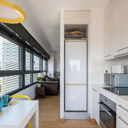 Amazing Fira And 15' From Bcn Center With Pool Apartamento Barcelona