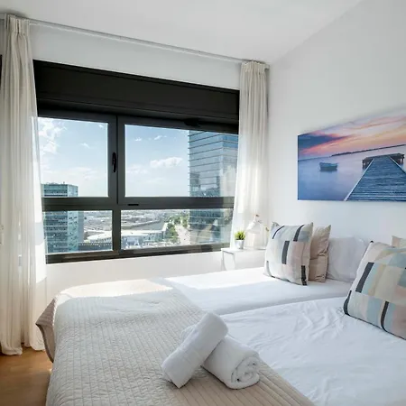 Amazing Fira And 15' From Bcn Center With Pool *