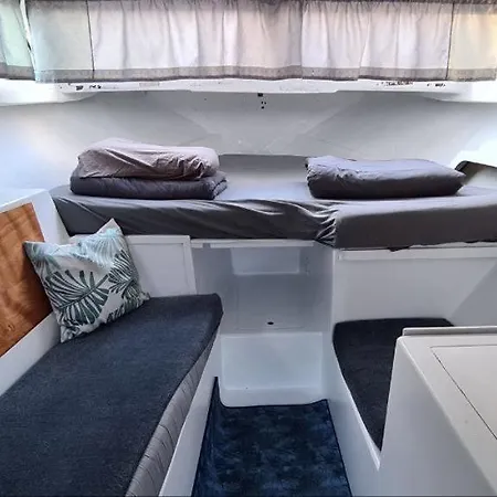 Cosy Boat Flat At