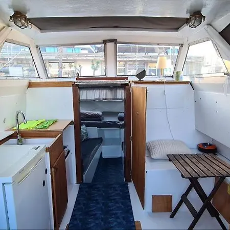 Cosy Boat Flat At